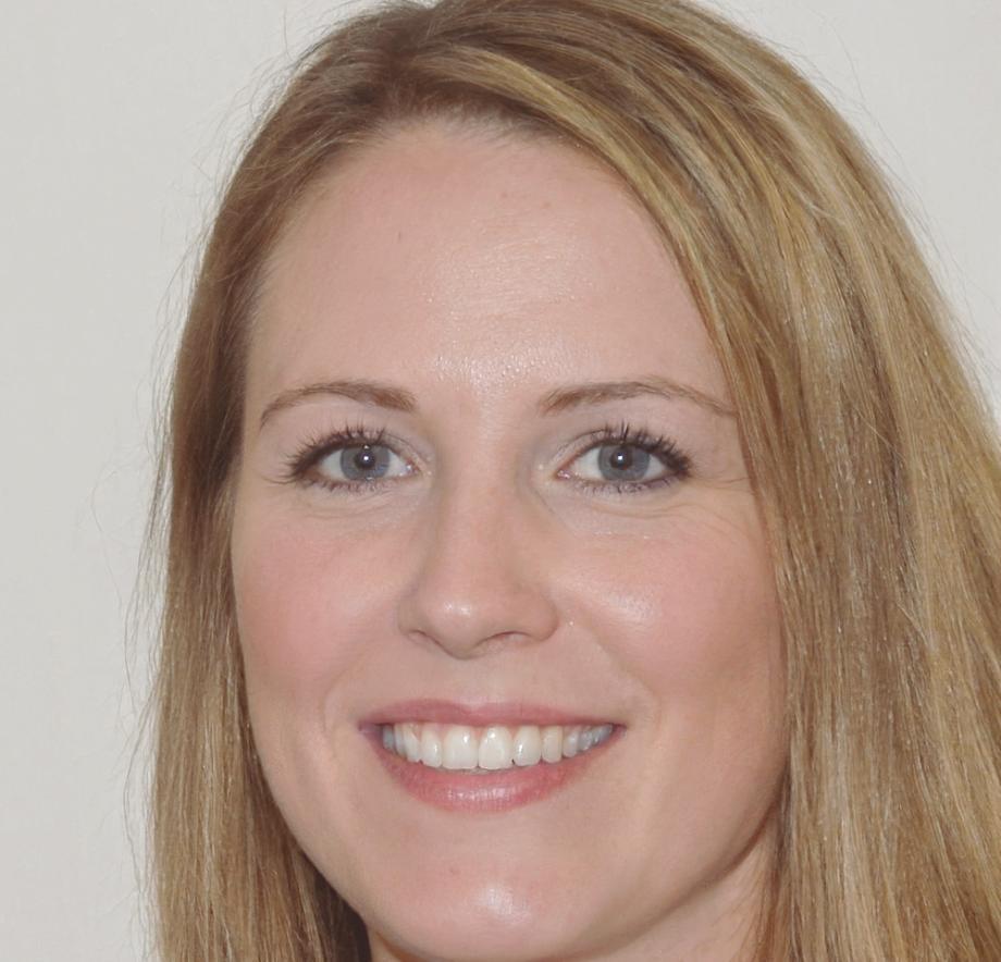 Sarah Chen, Senior Cash Flow Specialist